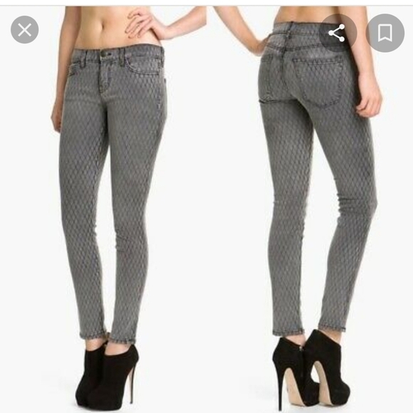 Current/Elliot the ankle skinny jeans- Gray fishnet. - Picture 3 of 15